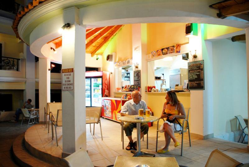 Afrodite Hotel Laganas Bagian luar foto
